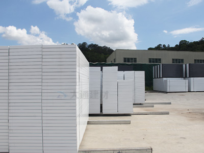 大通建材施工圍擋一般多少錢一米？批發(fā)有優(yōu)惠嗎？